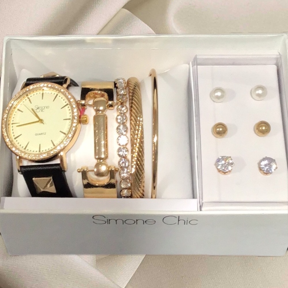 NIB Simone Chic Box Set of Jewelry, Watch, 4 Bracelets and 3 Sets Of Earrings